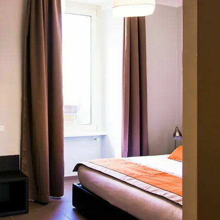 No 9 Colosseo Szálloda 3*